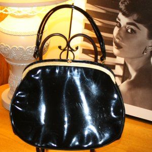 VINTAGE BLACK "BAG BY DORIAN" PATENT LEATHER HANDBAG PURSE